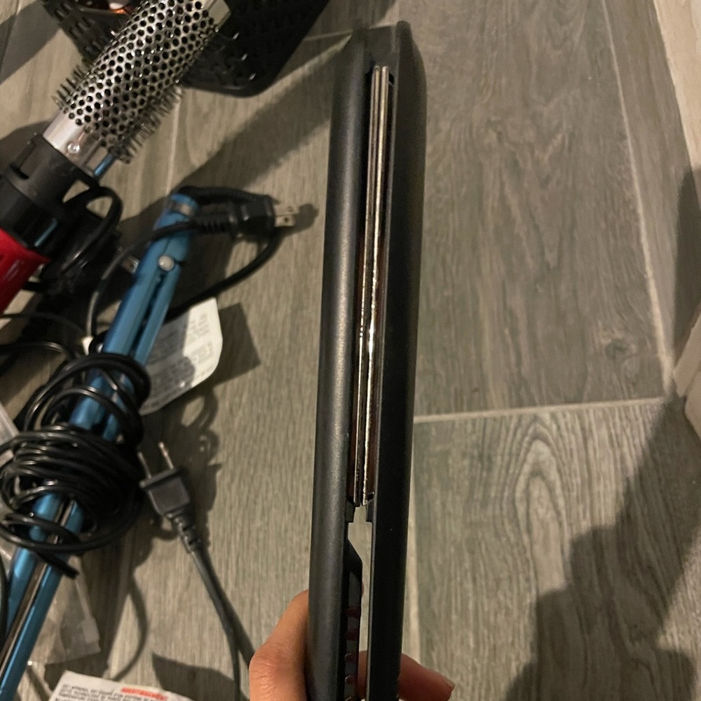 BabyLiss Black Pro Hair Straighter